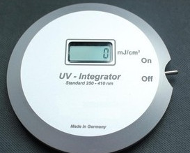 UV-int150